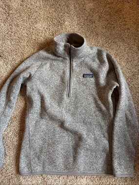 Patagonia Women’s Gray Heather Quarter-Zip Fleece Pullover